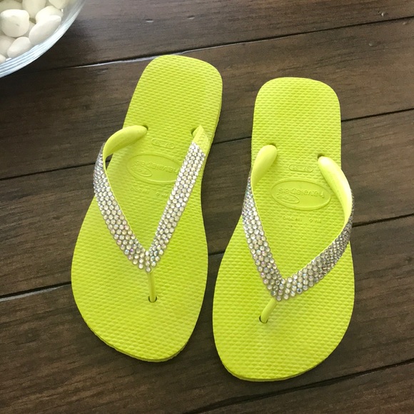 lori jack flip flops